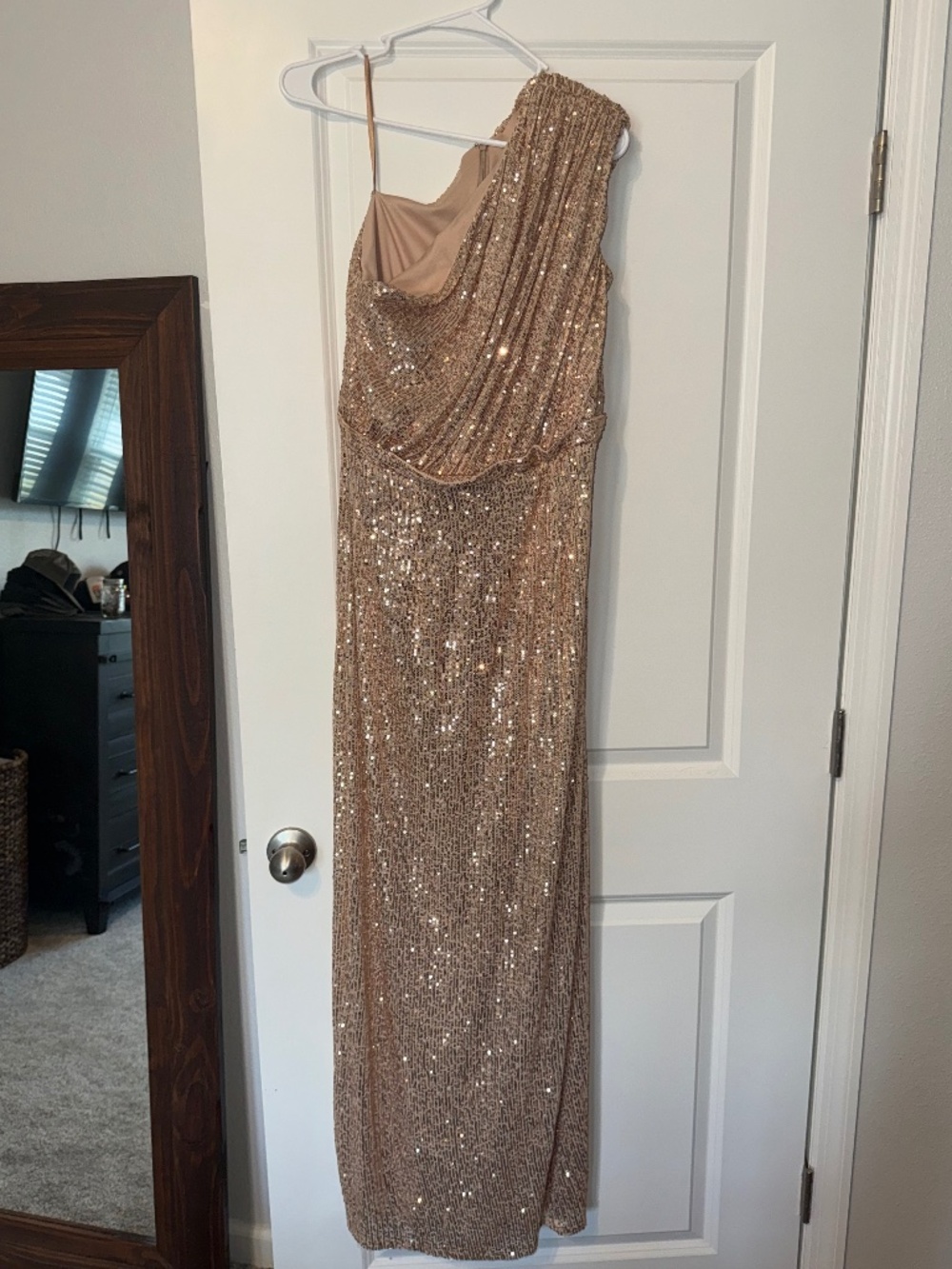 Ieena for Mac Duggal rose pink sequin one shoulder gown, EUC, size 14